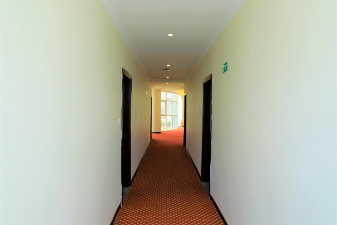 Tewodros Belay International Hotel Lege T'afo Extérieur photo